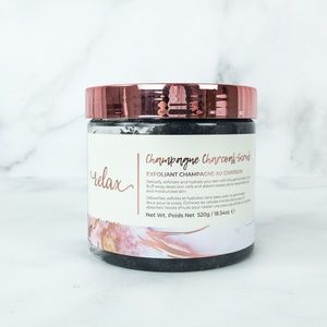 🌿 2/25 - NEW Manna Kadar Champagne Charcoal Scrub